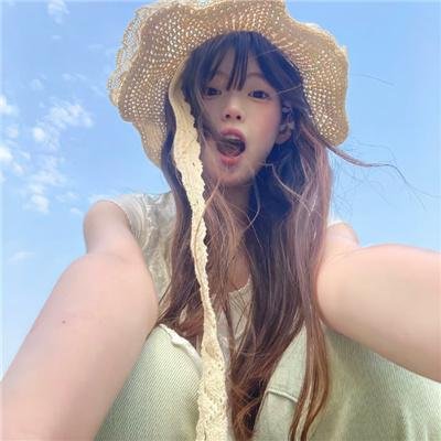 他夏天住在楼下 在线观看封面